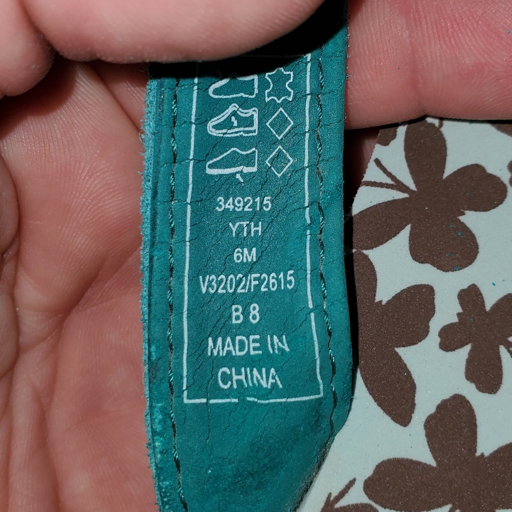 Lands End Brown Butterfly Thong Sandal - Picture 5 of 5